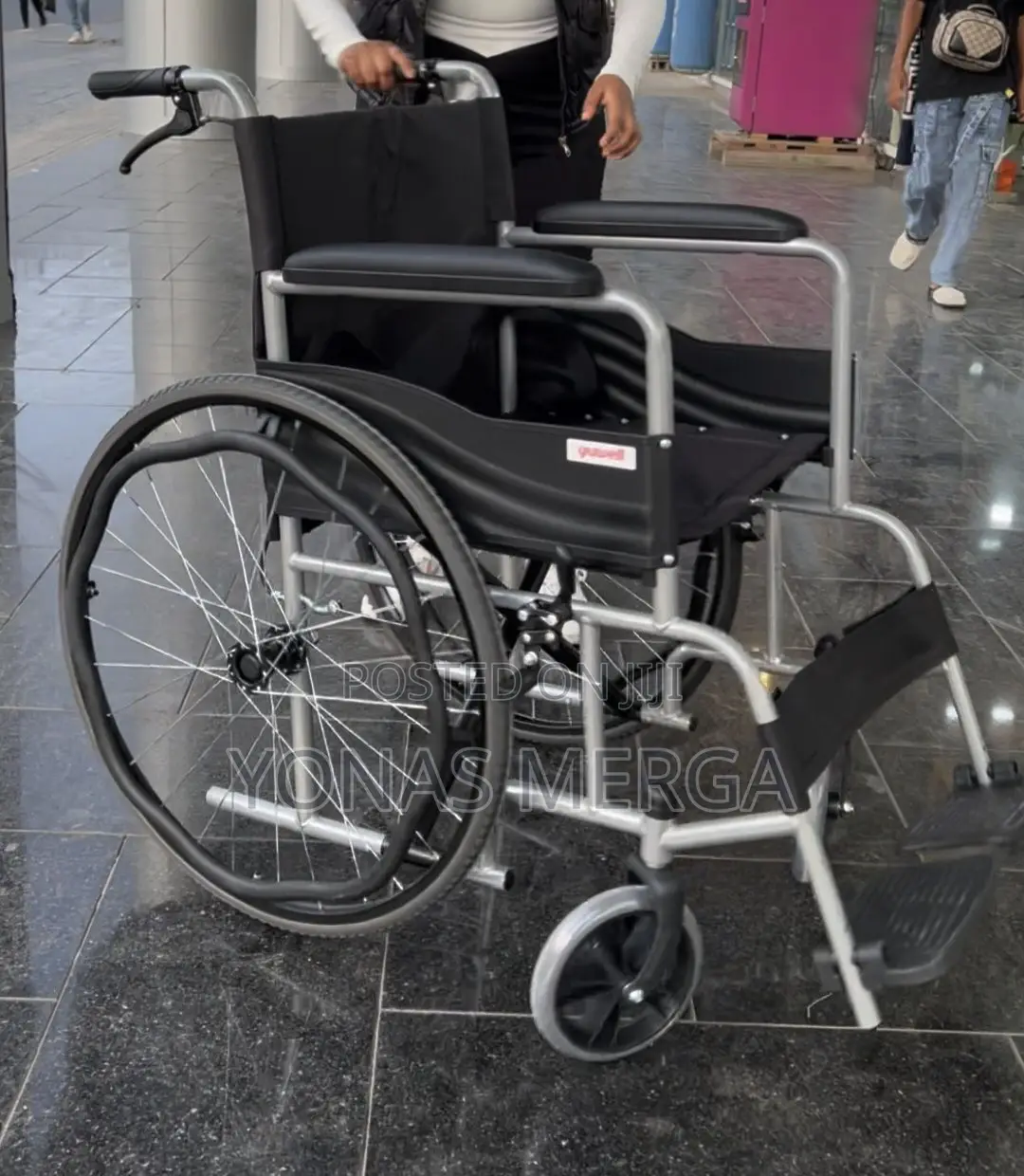ዊልቼር/Brand:Intertest Patients With Broken Leg Rest Can Lift Wheelchair