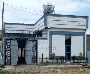 4bdrm House in Teknik Akababi, Akaky Kaliti for sale
