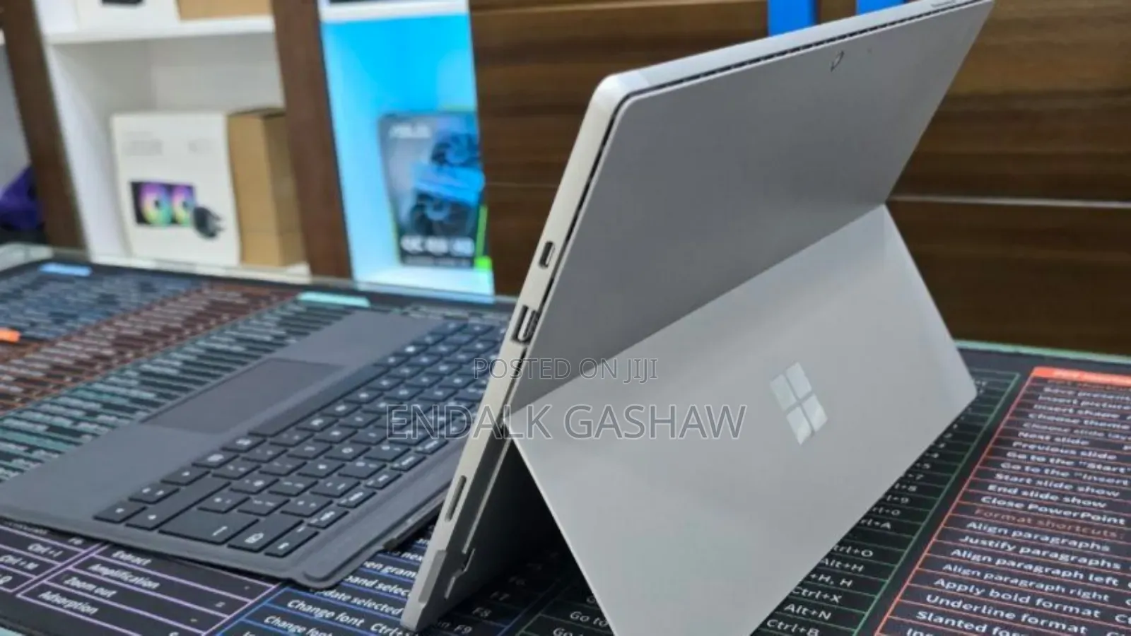 New Laptop Microsoft Surface Pro 7 8GB Intel Core I5 SSD 256GB