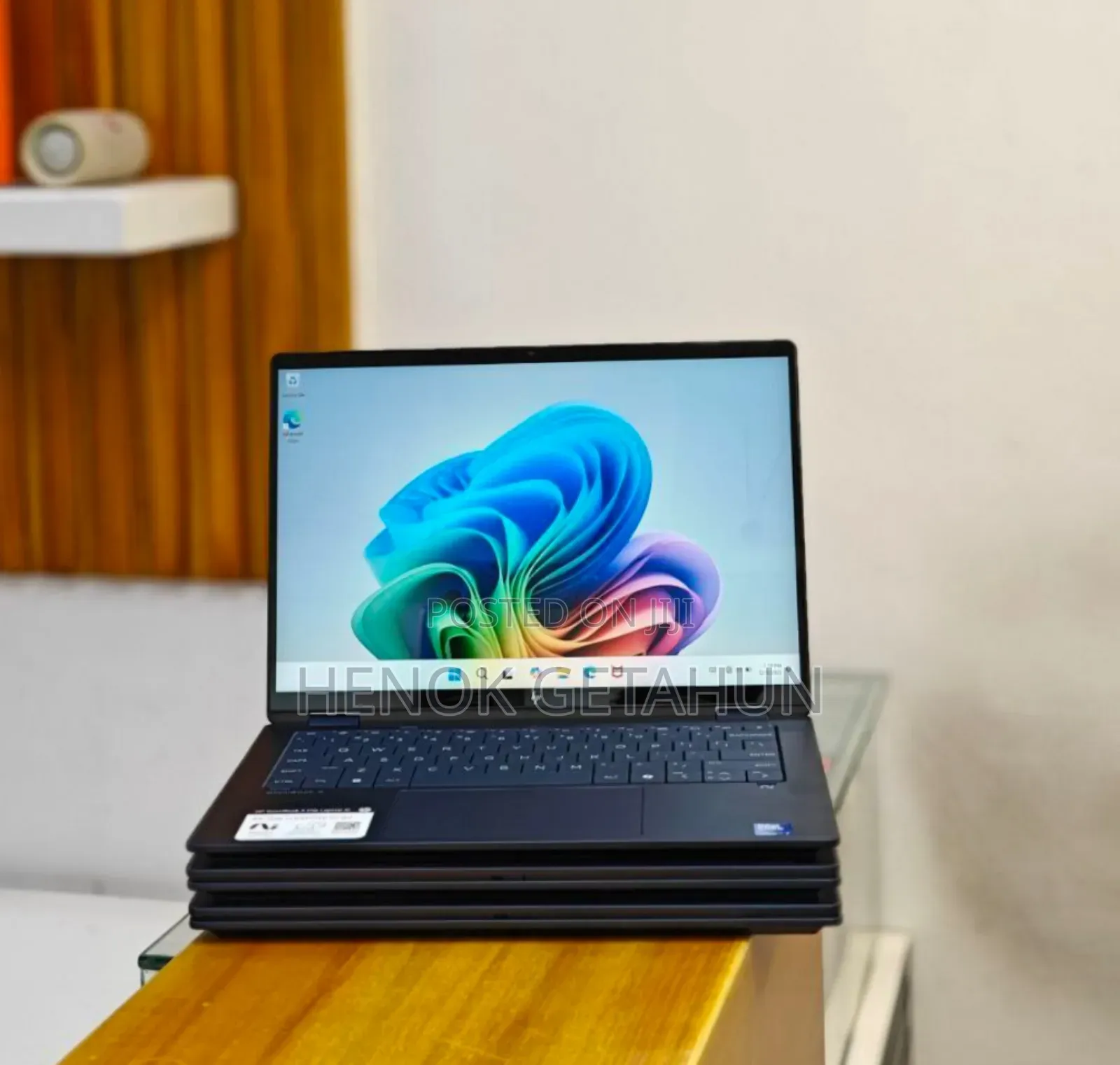 New Laptop HP OmniBook X Flip 14" 16GB Intel Core Ultra 7 SSD 1T