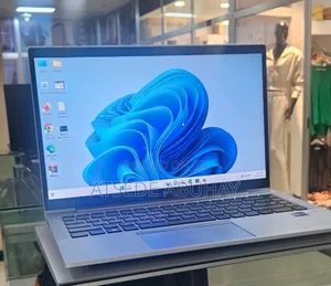 Photo - New Laptop HP EliteBook 840 16GB Intel Core I7 SSD 512GB