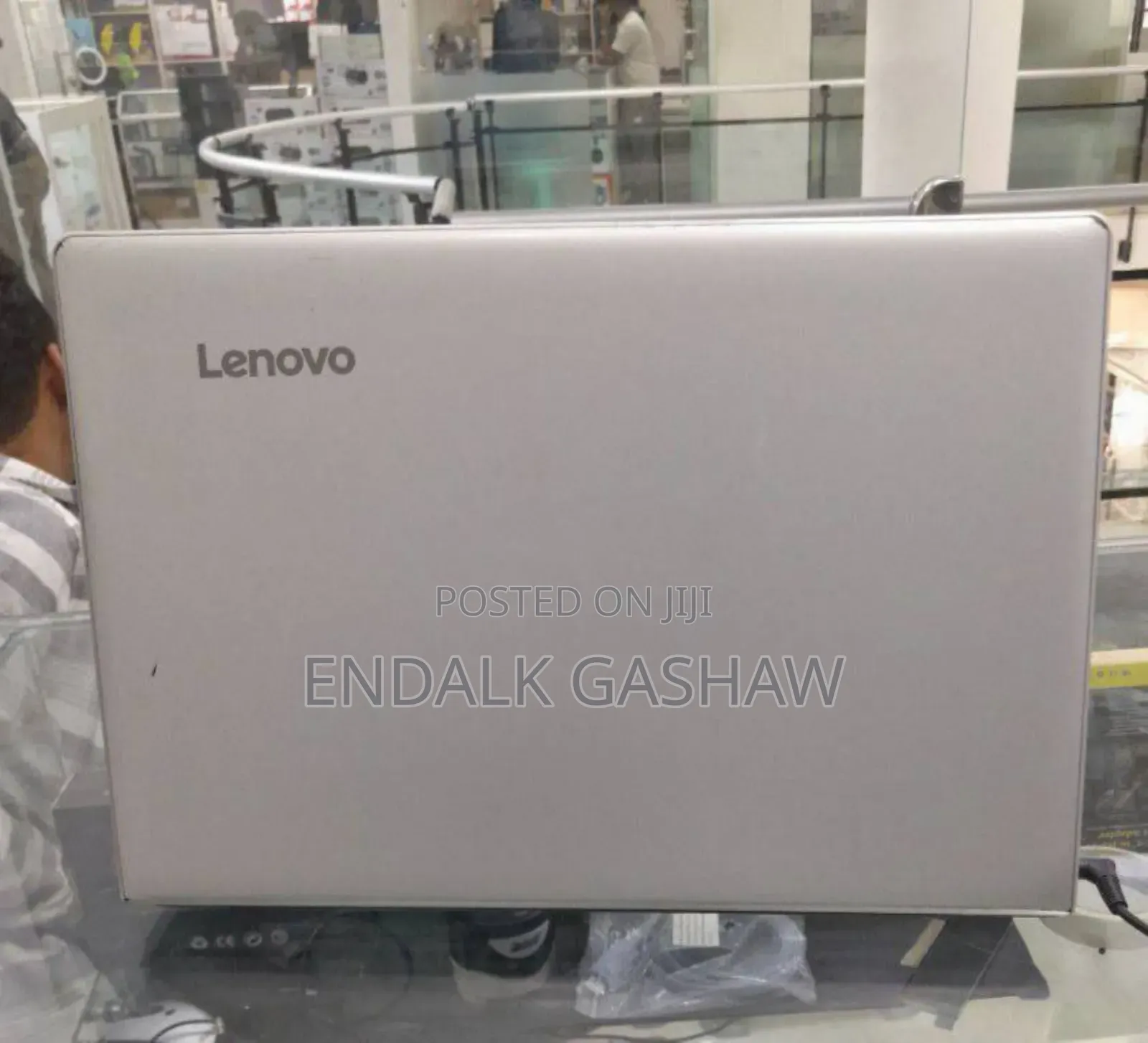 New Laptop Lenovo Ideapad 3 8GB Intel Core I7 SSD 1T