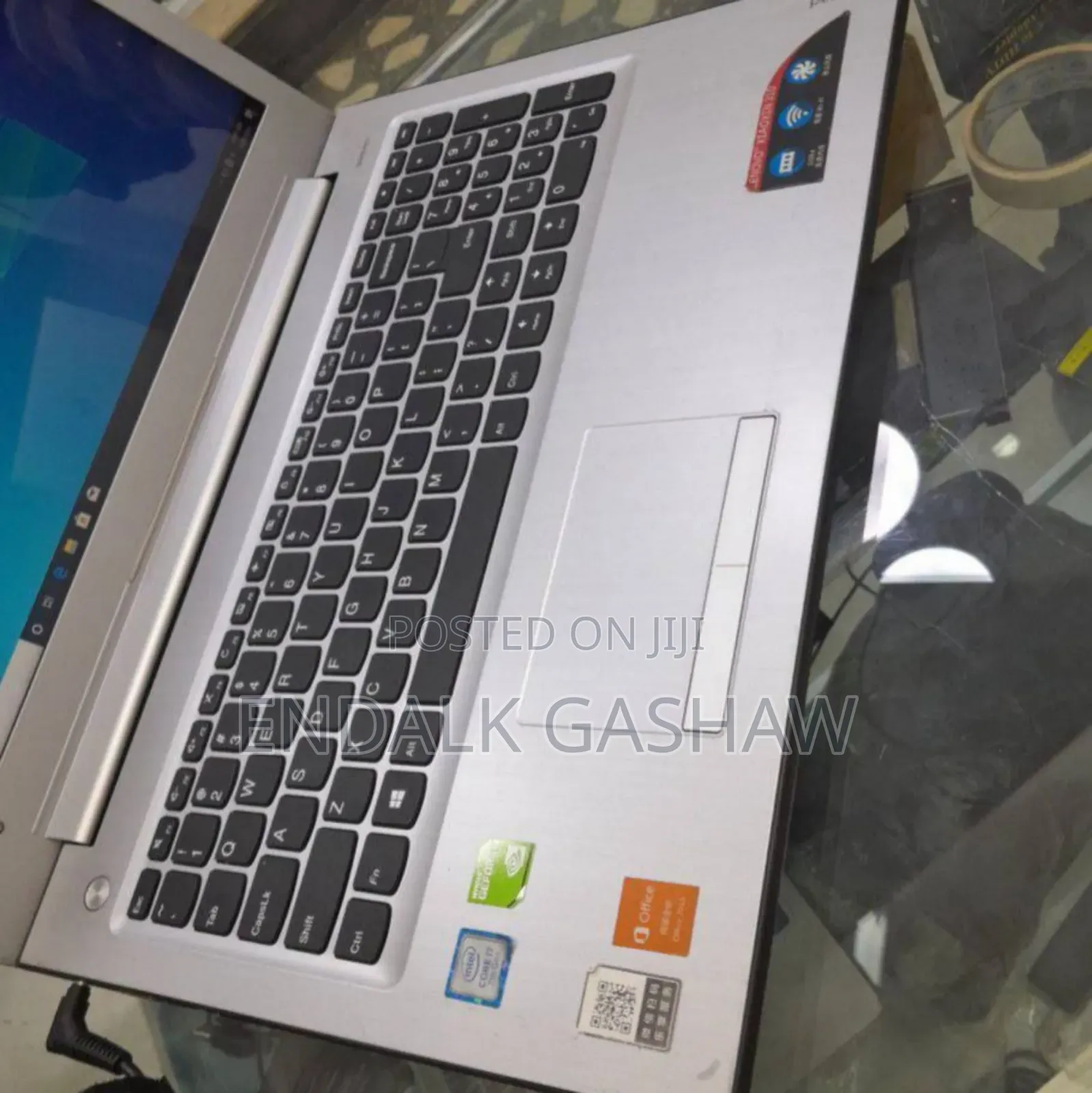 New Laptop Lenovo Ideapad 3 8GB Intel Core I7 SSD 1T