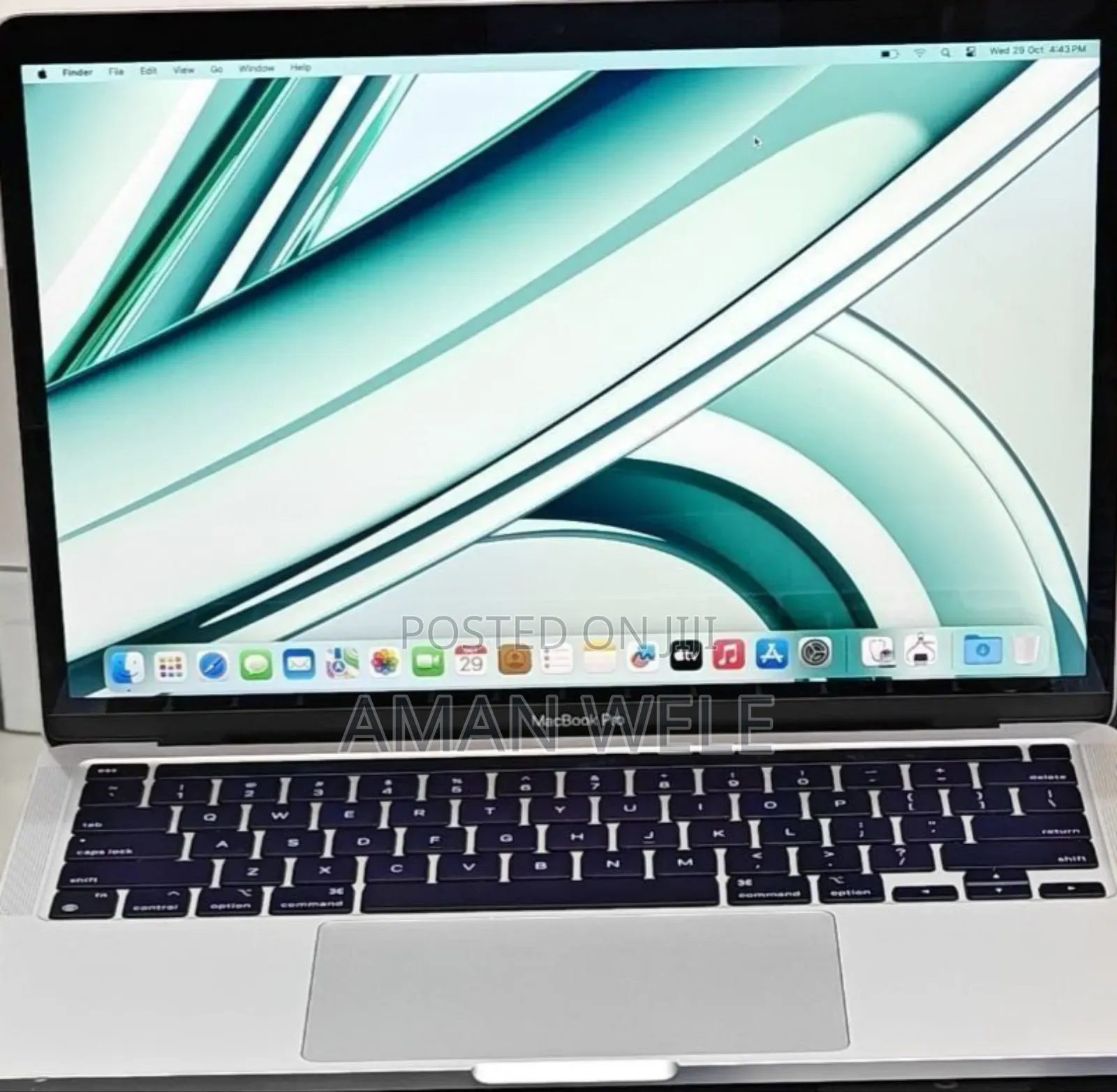 New Laptop Apple MacBook Pro 2022 M2 8GB Apple M2 SSD 256GB