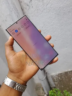 Photo - Samsung Galaxy Note 20 Ultra 5G 512 GB Black