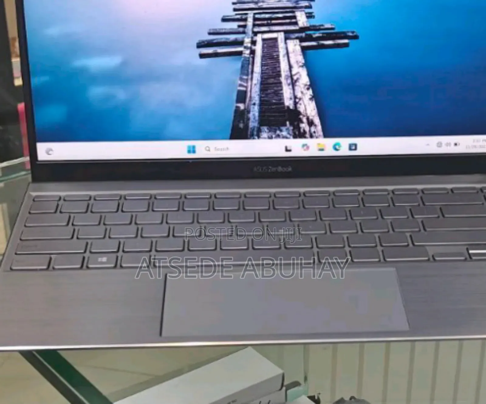 New Laptop Asus ZenBook 13 UX331UN 8GB AMD Ryzen 5 SSD 512GB