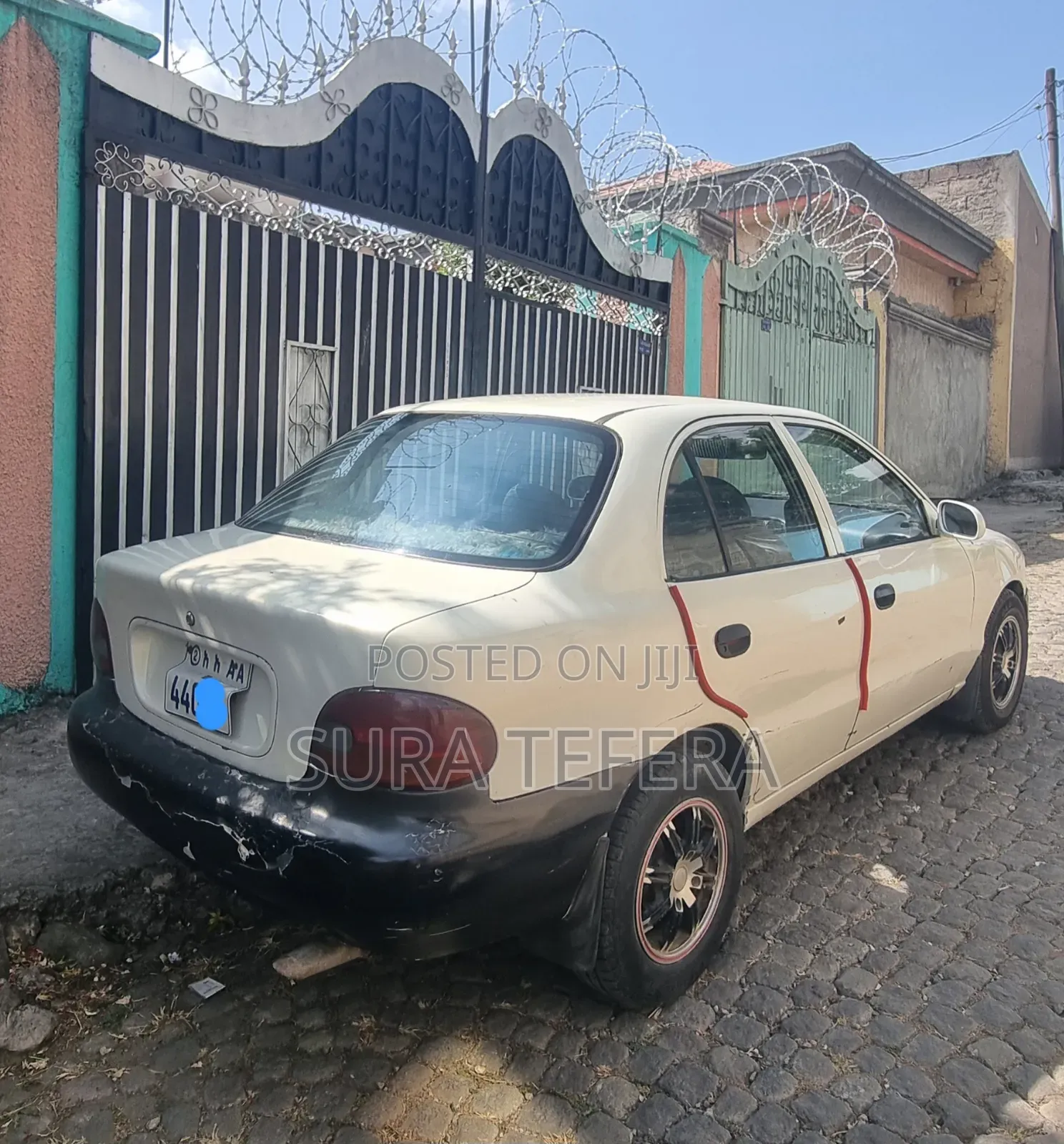 Hyundai Accent Base Sedan 1995 White