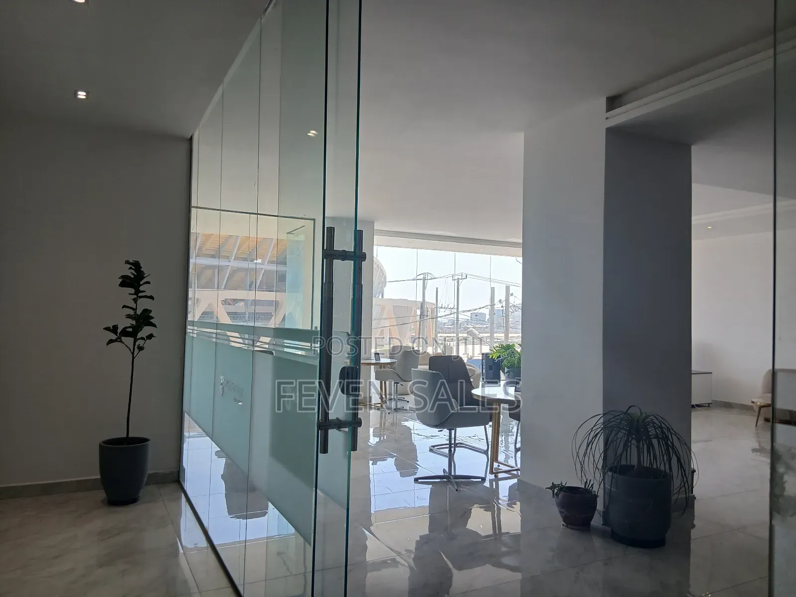 ለንግድ ምቹ በሆነችዉ ቦሌ የንግድ ሱቆችን እየሸጥን እንገኛለን