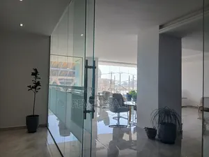 ለንግድ ምቹ በሆነችዉ ቦሌ የንግድ ሱቆችን እየሸጥን እንገኛለን