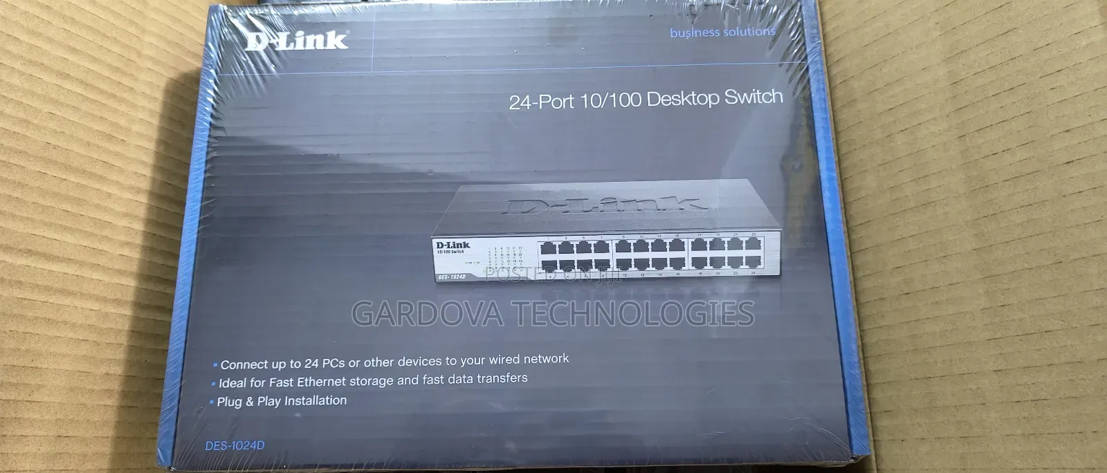 Original D-Link 24-Port 10/100 Desktop Switch (Des-1024d)