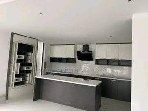 Furnished 10bdrm House in Yeka for sale