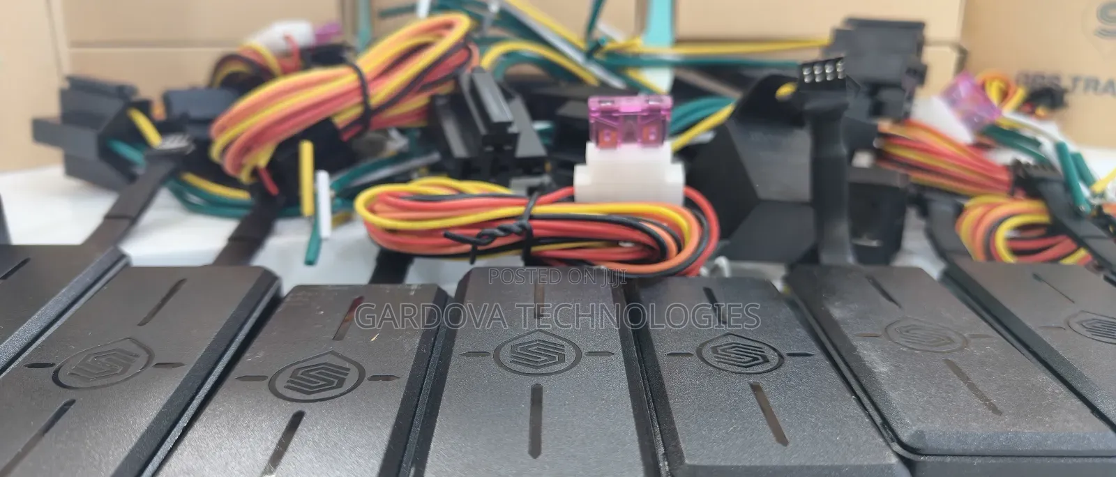 Universal 4g GPS Tracker for Car Motorcycle With Real-Time Tracking