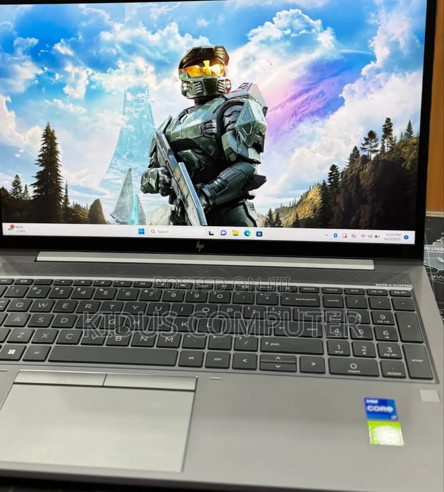 New Laptop HP ZBook Firefly G8 16GB Intel Core I7 SSD 512GB