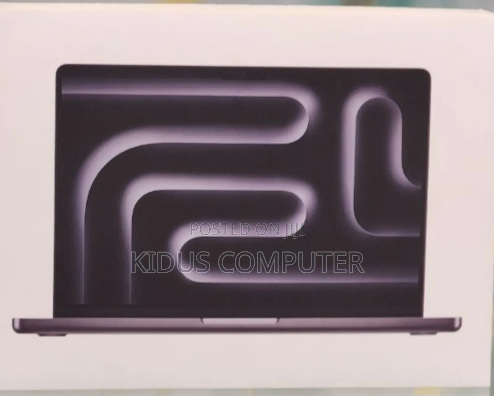 New Laptop Apple Macbook Pro 2025 M5 14-Inch 16GB Apple M5 SSD 512GB