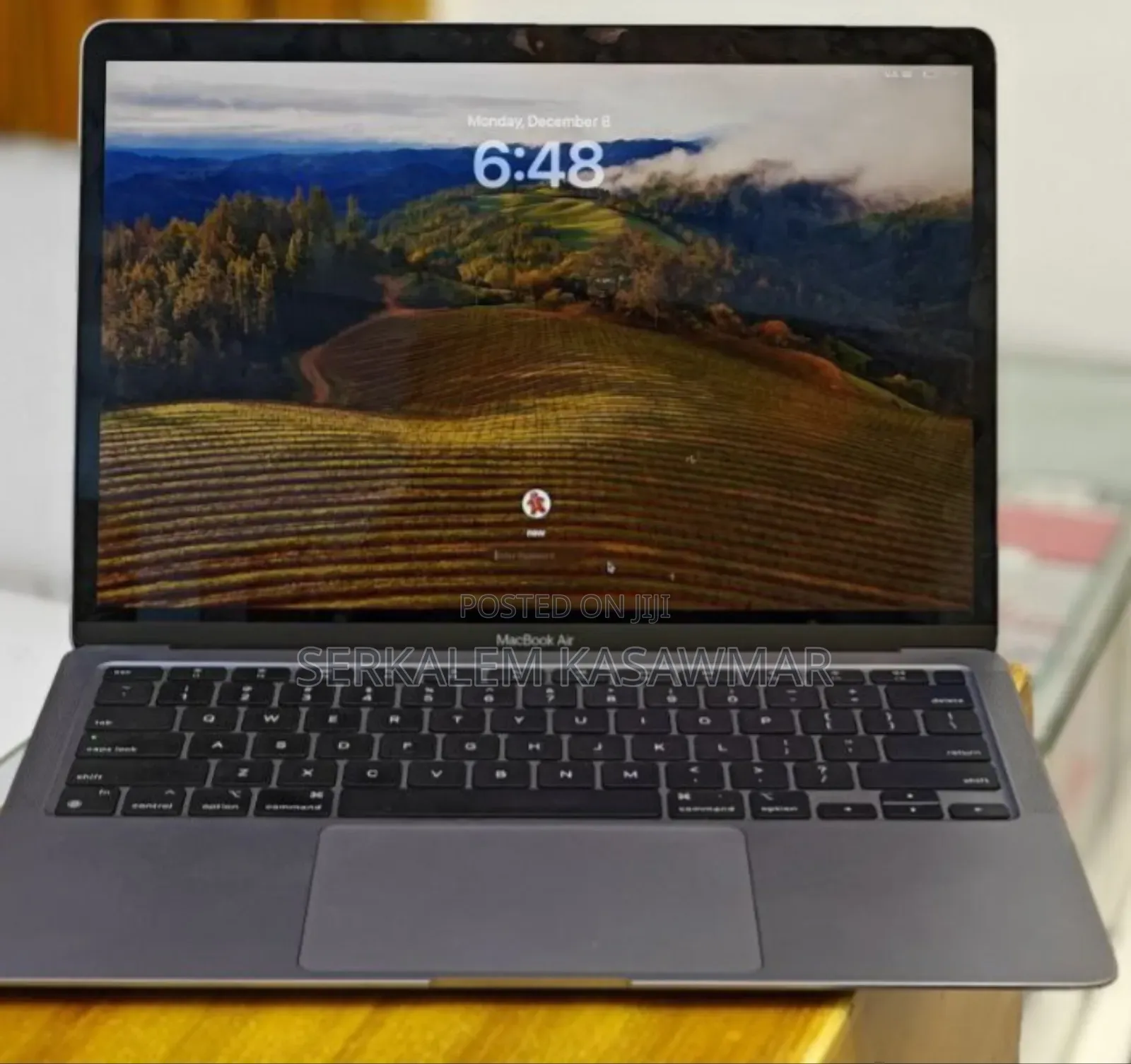 New Laptop Apple MacBook Air 2020 M1 8GB Apple M1 SSD 256GB