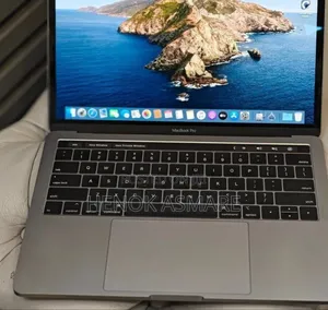 New Laptop Apple MacBook Pro 2019 16GB Intel Core I7 SSD 256GB