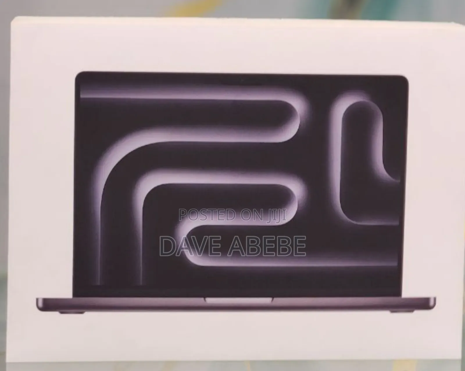 New Laptop Apple Macbook Pro 2025 M5 14-Inch 16GB Apple M5 SSD 512GB