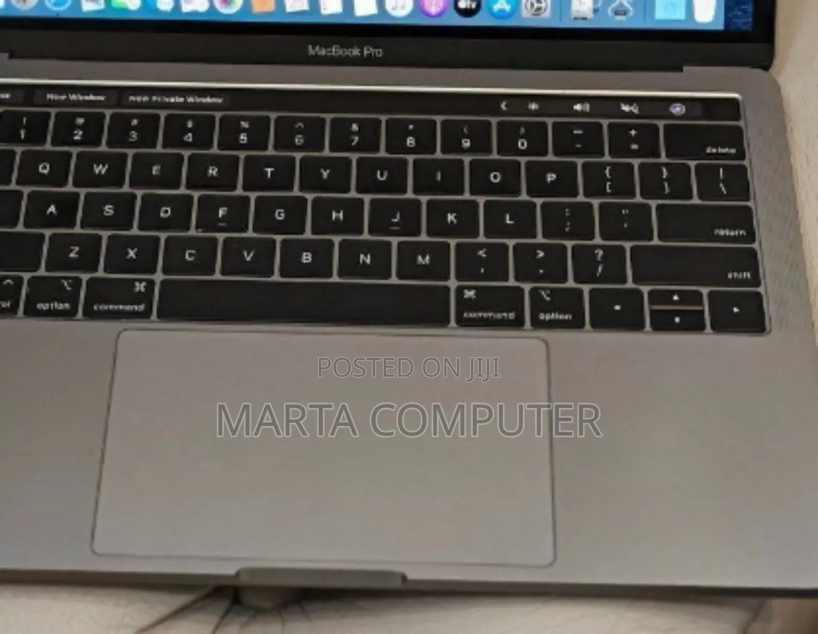 New Laptop Apple MacBook Pro 2019 16GB Intel Core I7 SSD 256GB