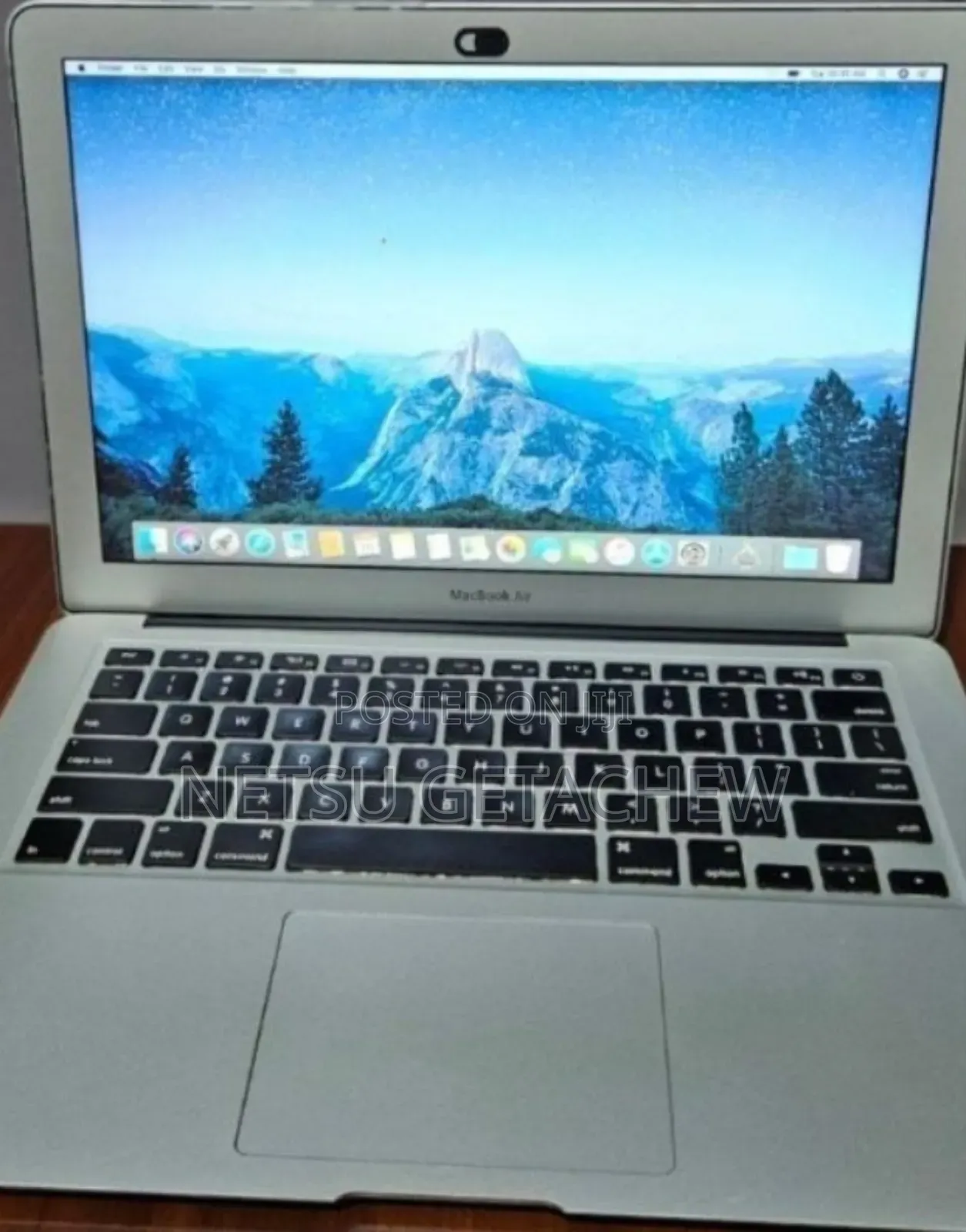 New Laptop Apple MacBook Air 2022 M2 8GB Intel Core i5 SSD 128GB