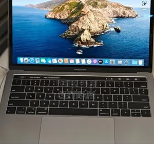 New Laptop Apple MacBook Pro 2019 16GB Intel Core I7 SSD 16 GB