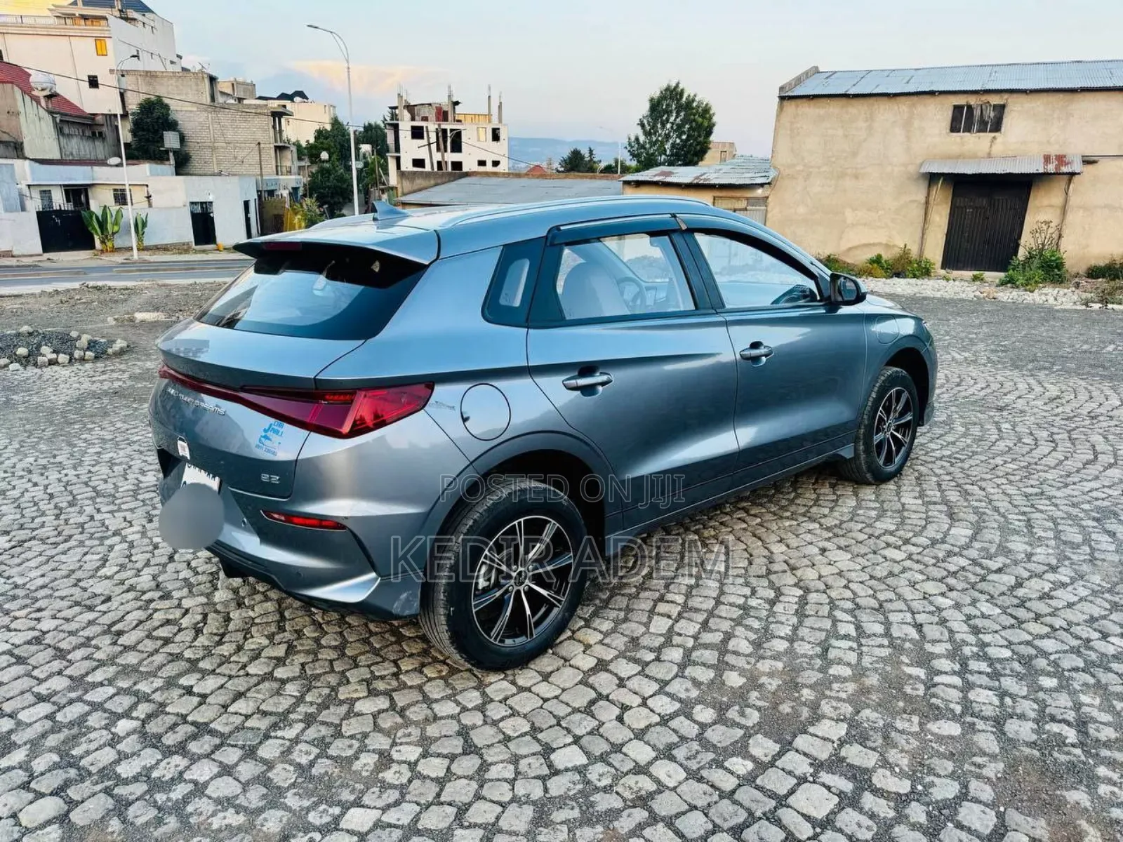 BYD E2 43 kWh 94 hp FWD 2024 Gray