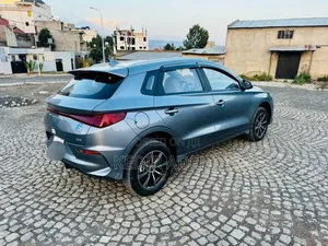 BYD E2 43 kWh 94 hp FWD 2024 Gray