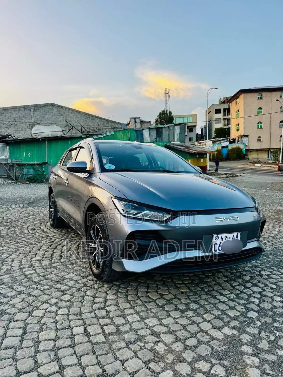 BYD E2 43 kWh 94 hp FWD 2024 Gray