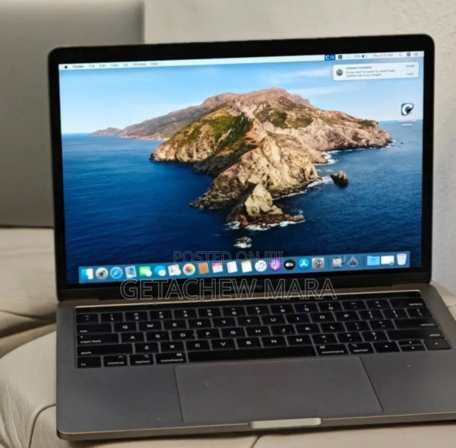 New Laptop Apple MacBook Pro 2019 16GB Intel Core I7 SSD 256GB