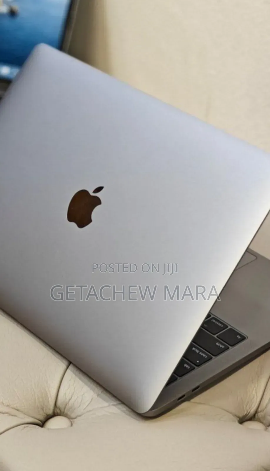 New Laptop Apple MacBook Pro 2019 16GB Intel Core I7 SSD 256GB