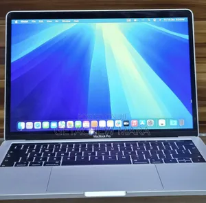 New Laptop Apple MacBook Pro 2019 8GB Intel Core I5 SSD 128GB