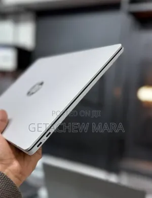 Photo - New Laptop HP OmniBook 5 Flip 16GB Intel SSD 512GB