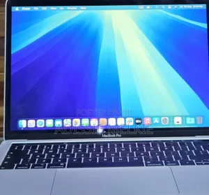 New Laptop Apple MacBook Pro 2019 8GB Intel Core I5 SSD 128GB