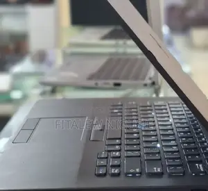 New Laptop Dell Latitude 14 5480 8GB Intel Core i5 SSD 256GB