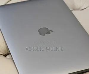 New Laptop Apple MacBook Pro 2019 16GB Intel Core I5 SSD 256GB