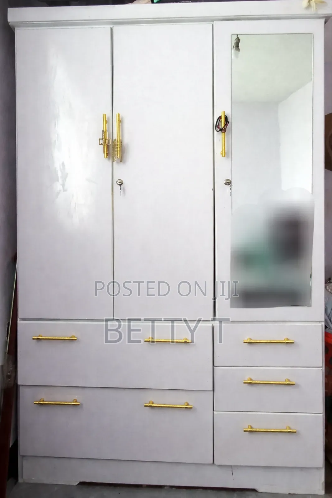 1.2 Kumsaten Used as New in a Very Good Condition