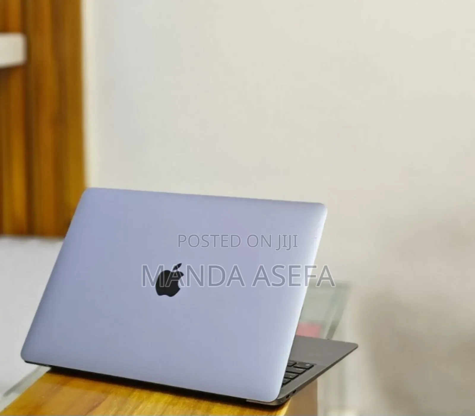 New Laptop Apple MacBook Air 2020 M1 8GB Apple M1 SSD 256GB