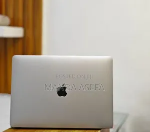 New Laptop Apple MacBook Air 2020 M1 8GB Apple M1 SSD 256GB