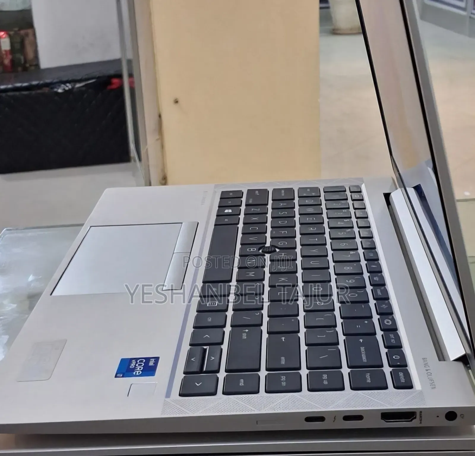 New Laptop HP EliteBook 840 G8 16GB Intel Core I7 SSD 512GB