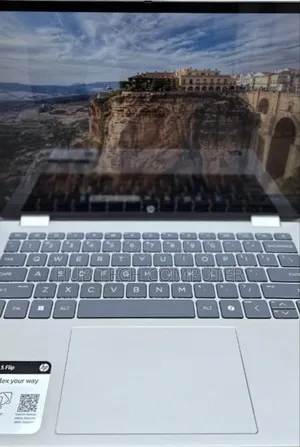 Photo - New Laptop HP OmniBook 5 14" 16GB Intel Core 7 SSD 512GB