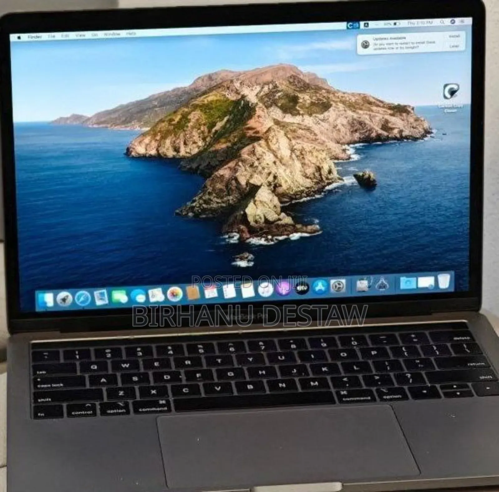 New Laptop Apple MacBook Pro 2019 16GB Intel Core I7 SSD 256GB