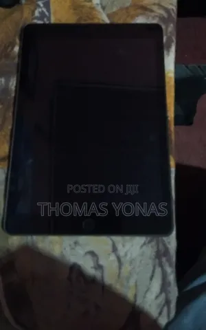 Apple iPad Air 32 GB Silver