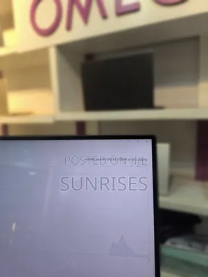 New Laptop Dell Precision 5530 16GB Intel Xeon SSD 512GB