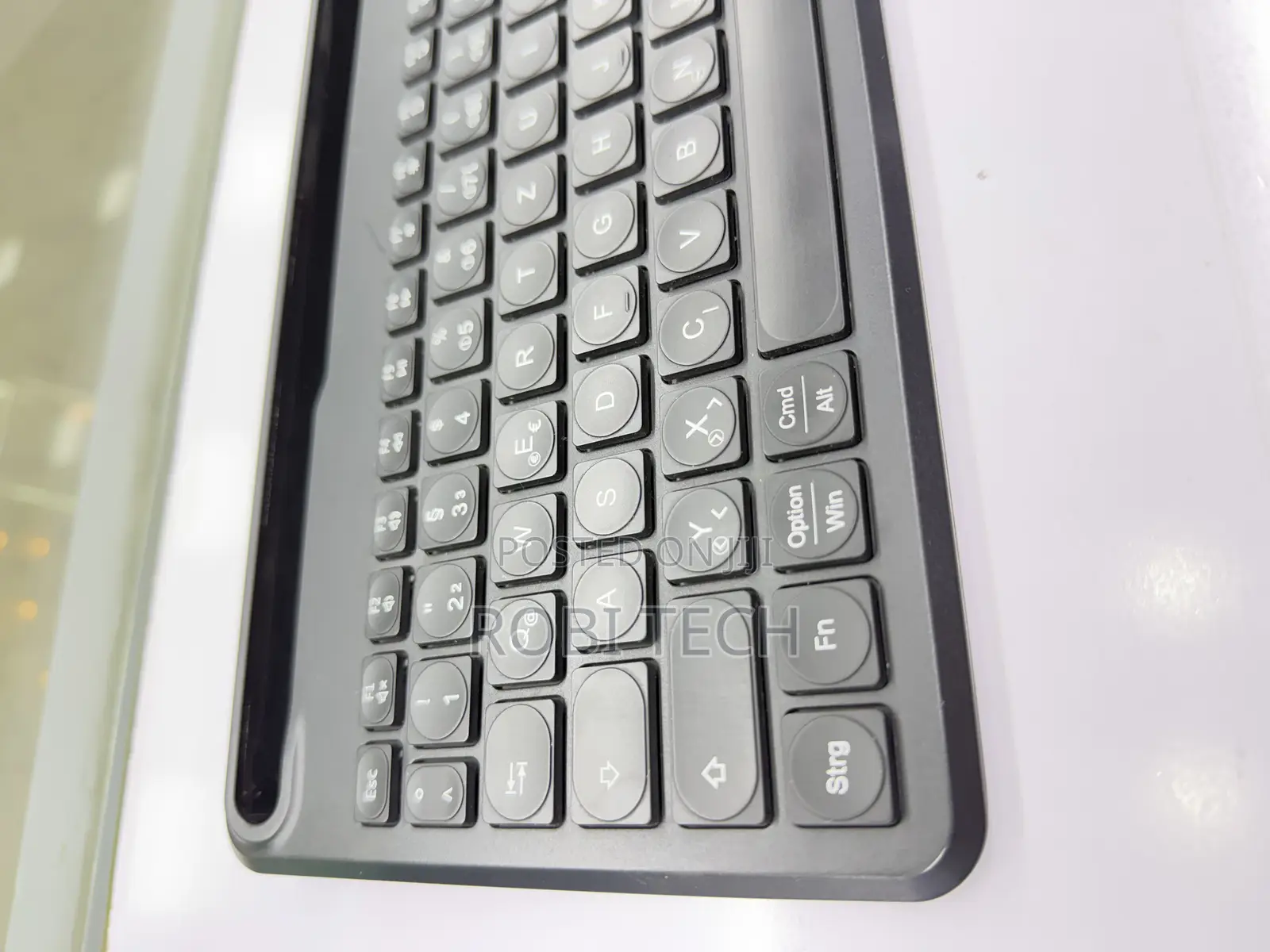 Wireless Bluetooth Keyboard – Slim Design