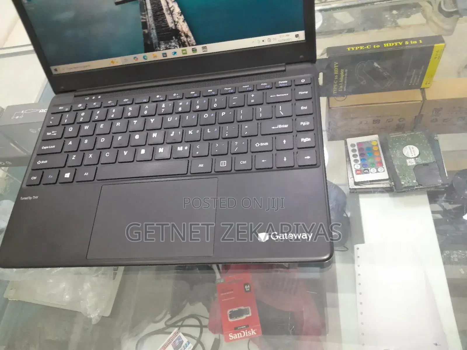 New Laptop Gateway NV78 4GB Intel Pentium SSD 128GB