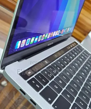 New Laptop Apple MacBook Pro 2019 8GB Intel Core I5 SSD 128GB