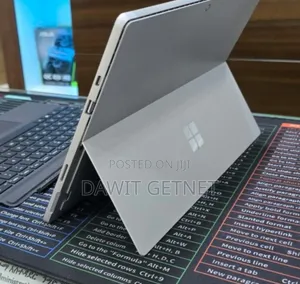 New Laptop Microsoft Surface Pro 7 8GB Intel Core I5 SSD 512GB