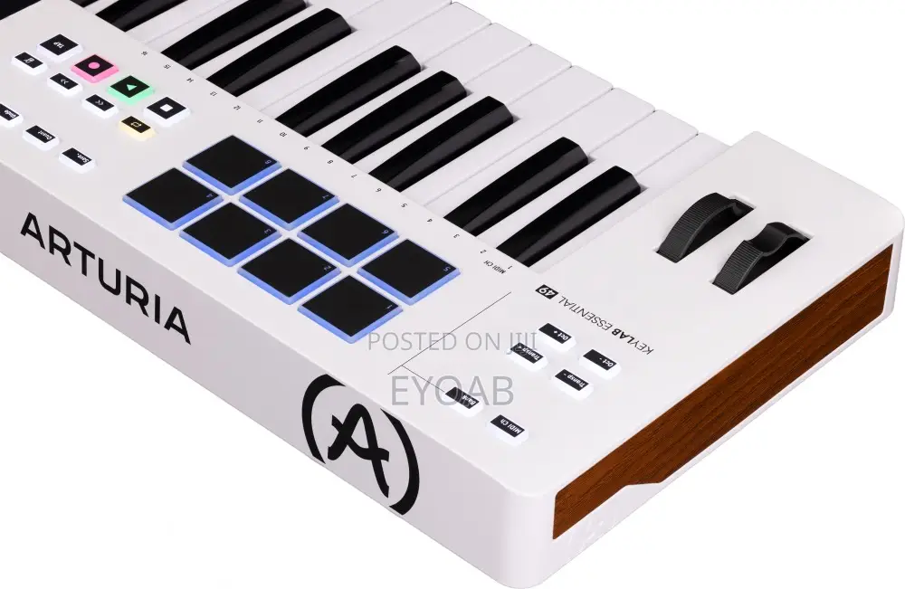 Midi Arturia Keylab Essential Mk3 49-Key Keyboard Controller - White