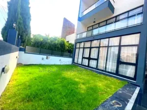 Furnished 9bdrm House in Bole for sale