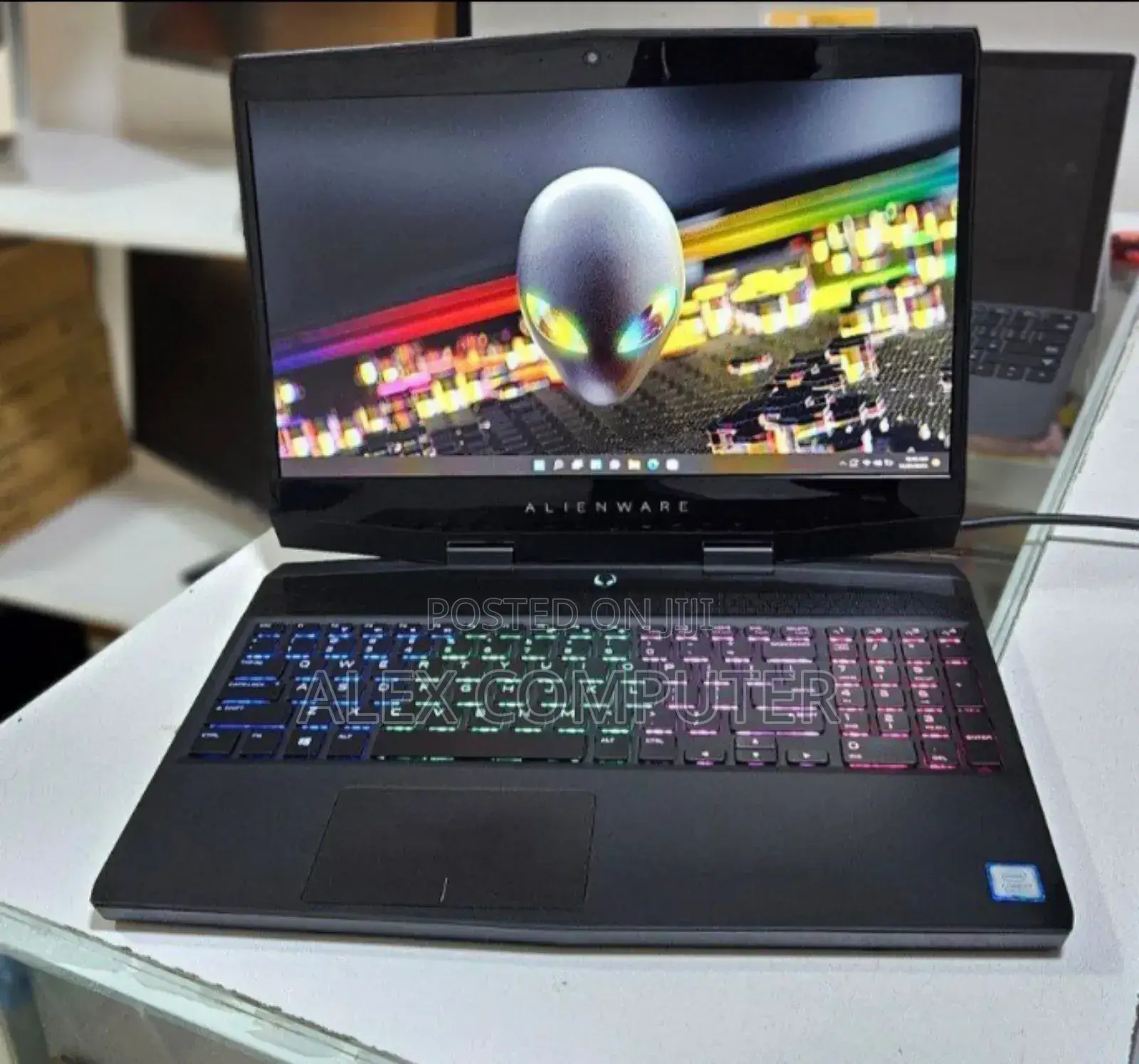 New Laptop Alienware M15 R3 16GB Intel Core I7 SSD 512GB