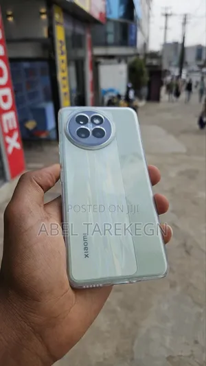 Photo - New Xiaomi Civi 4 Pro 512 GB Green